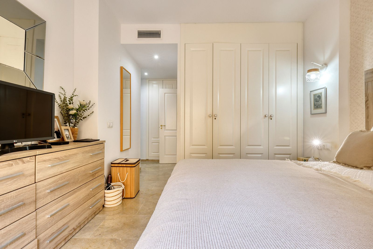 Se vende Apartamento Planta Media de 3 dormitorios en Costa Del Sol, Málaga, España