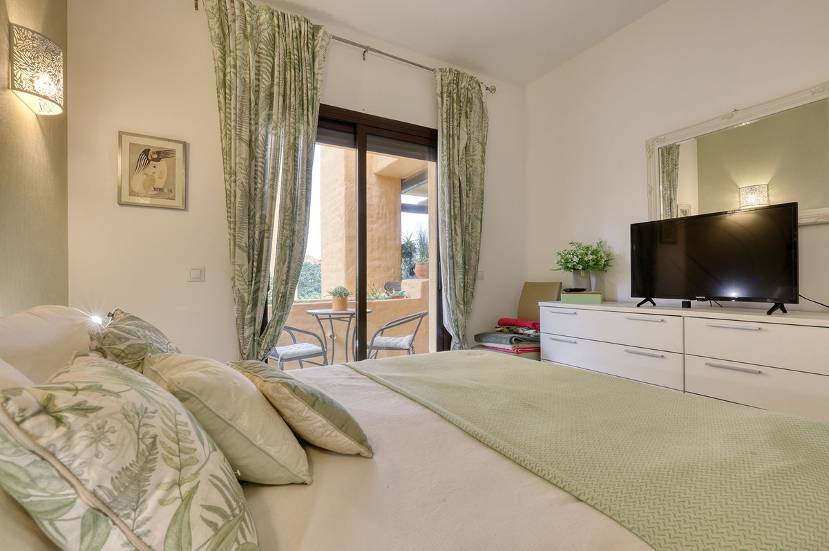 Se vende Apartamento Planta Media de 3 dormitorios en Costa Del Sol, Málaga, España