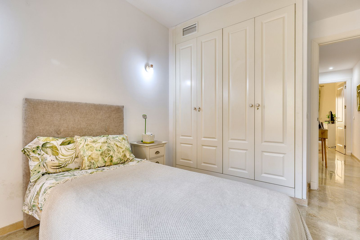 Se vende Apartamento Planta Media de 3 dormitorios en Costa Del Sol, Málaga, España