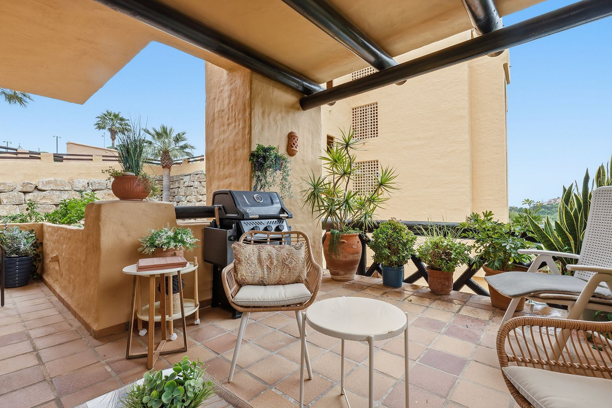 Se vende Apartamento Planta Media de 3 dormitorios en Costa Del Sol, Málaga, España