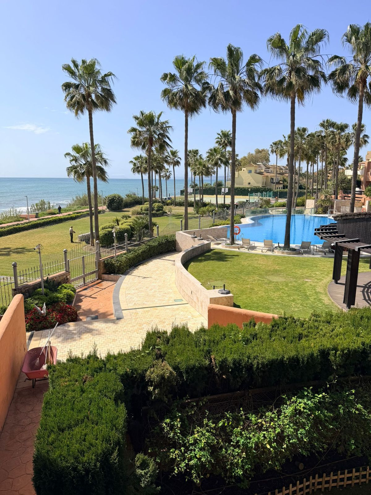 Se vende Apartamento Planta Media de 3 dormitorios en Costa Del Sol, Málaga, España