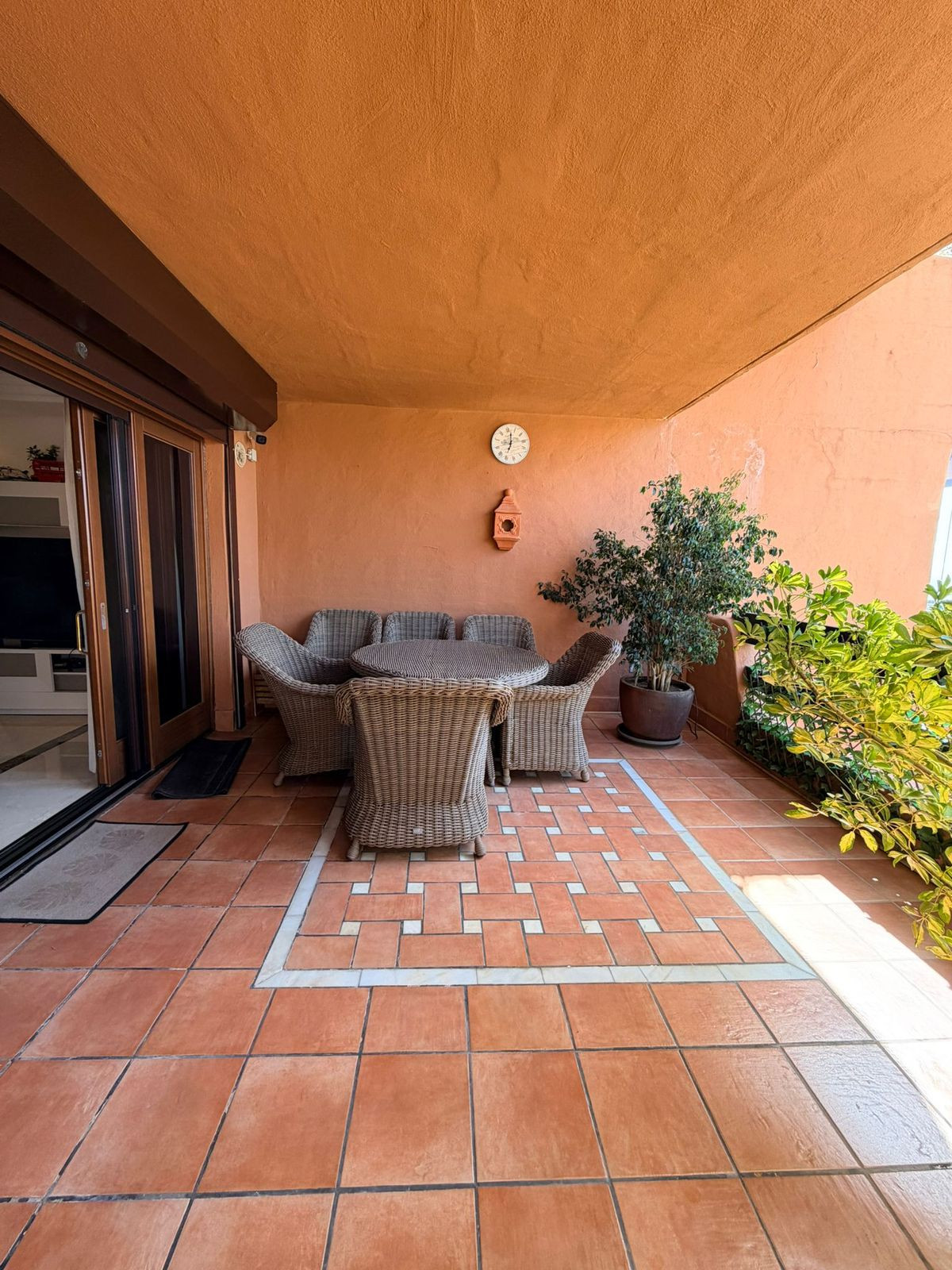 Se vende Apartamento Planta Media de 3 dormitorios en Costa Del Sol, Málaga, España