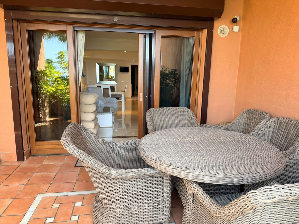Se vende Apartamento Planta Media de 3 dormitorios en Costa Del Sol, Málaga, España