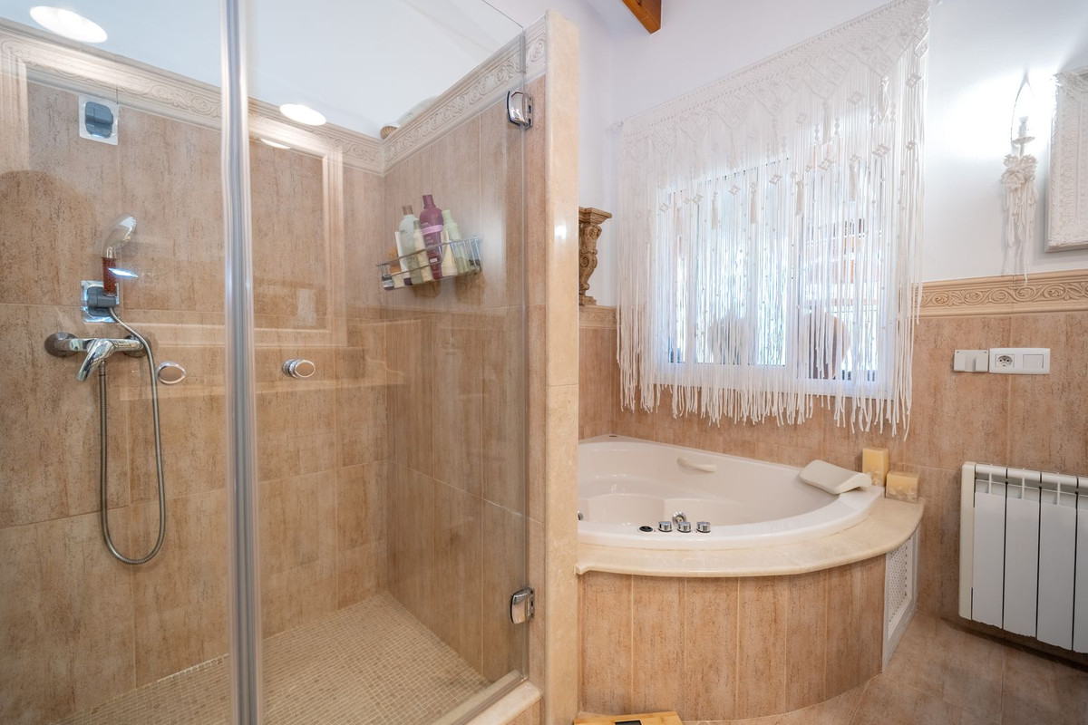 4 Bed Townhouse for sale in Mijas Costa Costa Del Sol, Málaga, Spain