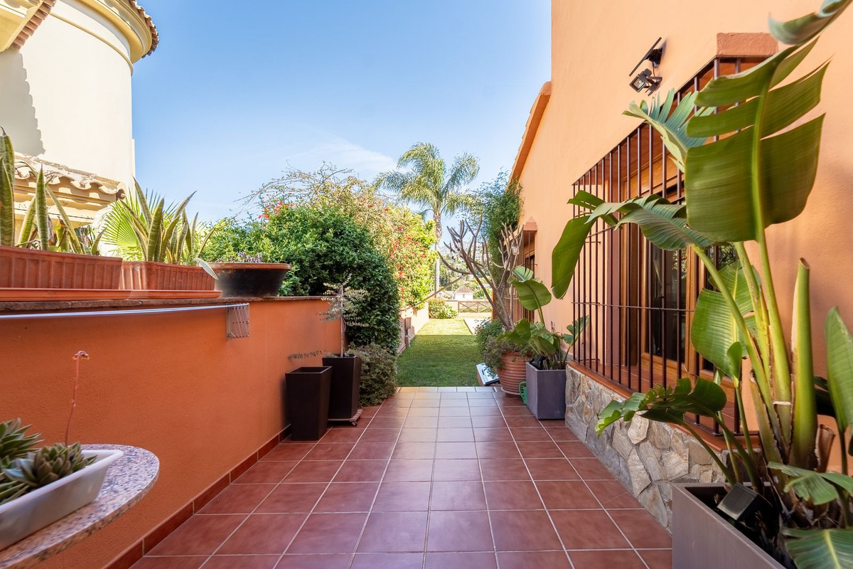 4 Bed Townhouse for sale in Mijas Costa Costa Del Sol, Málaga, Spain