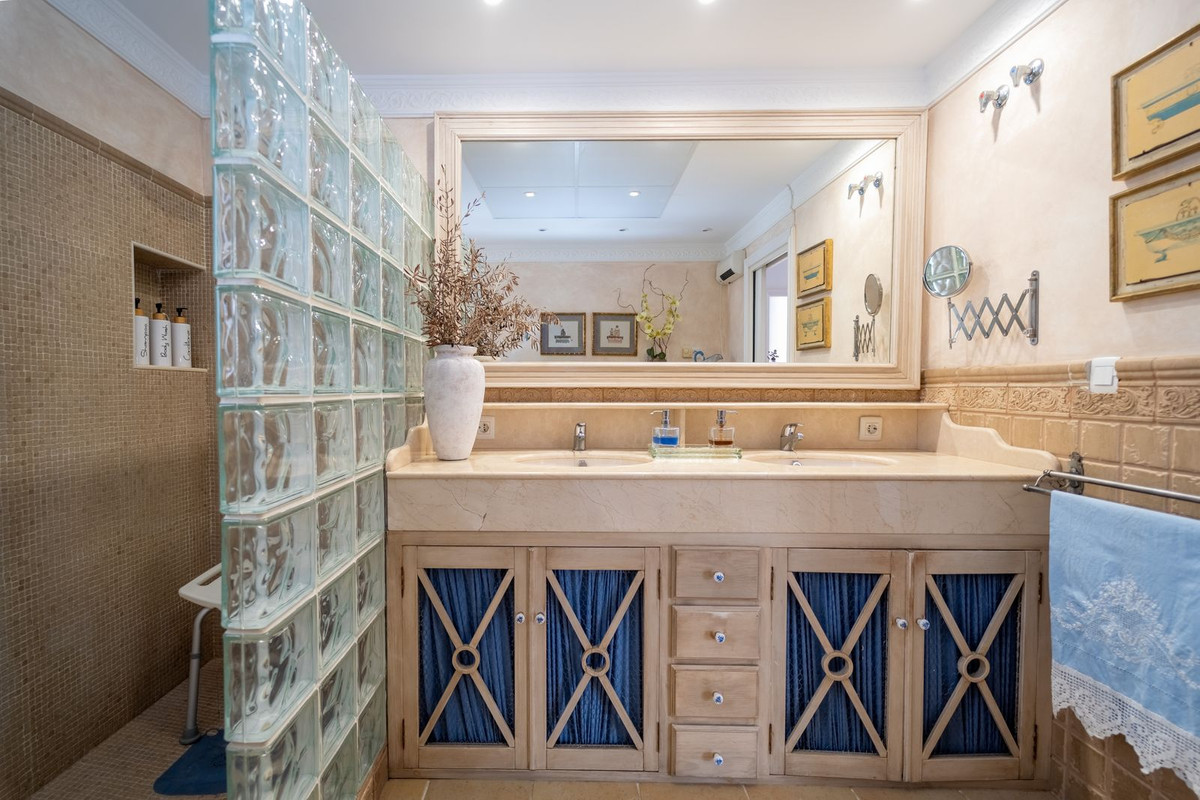 4 Bed Townhouse for sale in Mijas Costa Costa Del Sol, Málaga, Spain