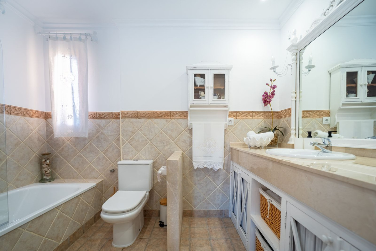 4 Bed Townhouse for sale in Mijas Costa Costa Del Sol, Málaga, Spain