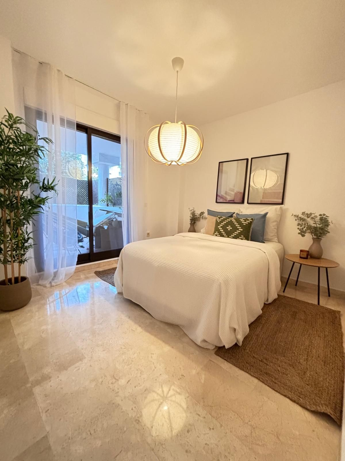 Se vende Apartamento Planta Baja de 3 dormitorios en Costa Del Sol, Málaga, España