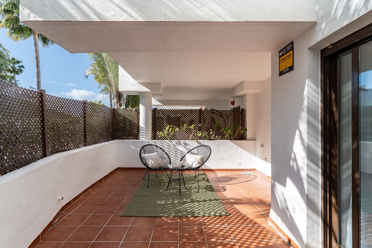 Se vende Apartamento Planta Baja de 3 dormitorios en Costa Del Sol, Málaga, España