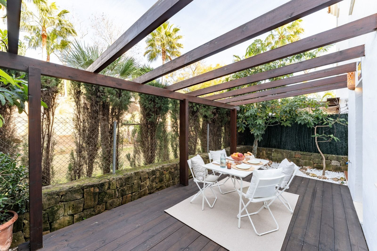Se vende Apartamento Planta Baja de 3 dormitorios en Costa Del Sol, Málaga, España