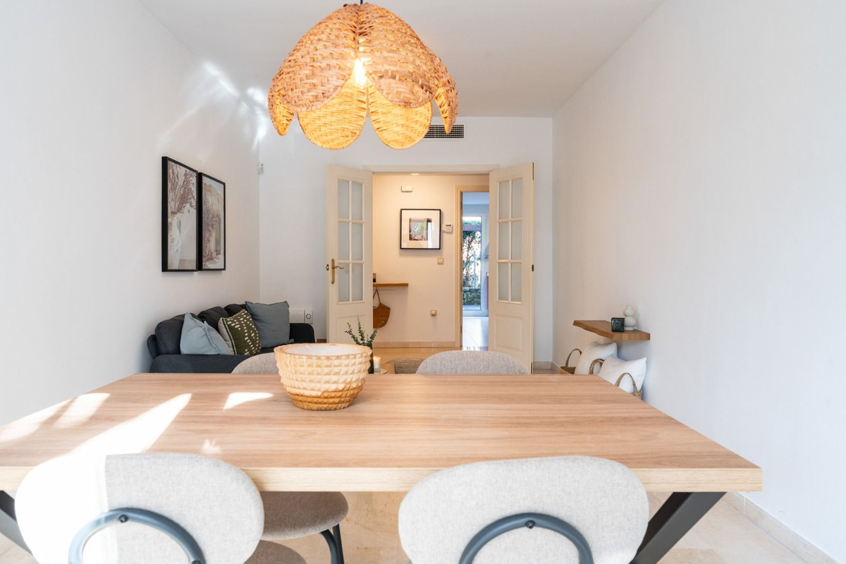 Se vende Apartamento Planta Baja de 3 dormitorios en Costa Del Sol, Málaga, España