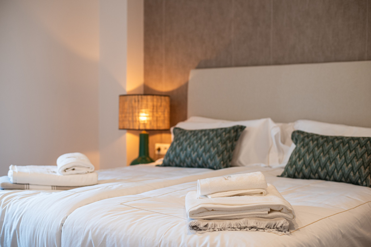 Se vende Hotel de 35 dormitorios en Costa Del Sol, Málaga, España