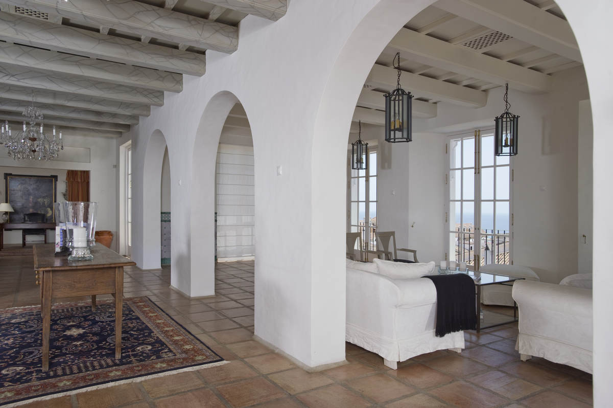 Se vende Hotel de 35 dormitorios en Costa Del Sol, Málaga, España