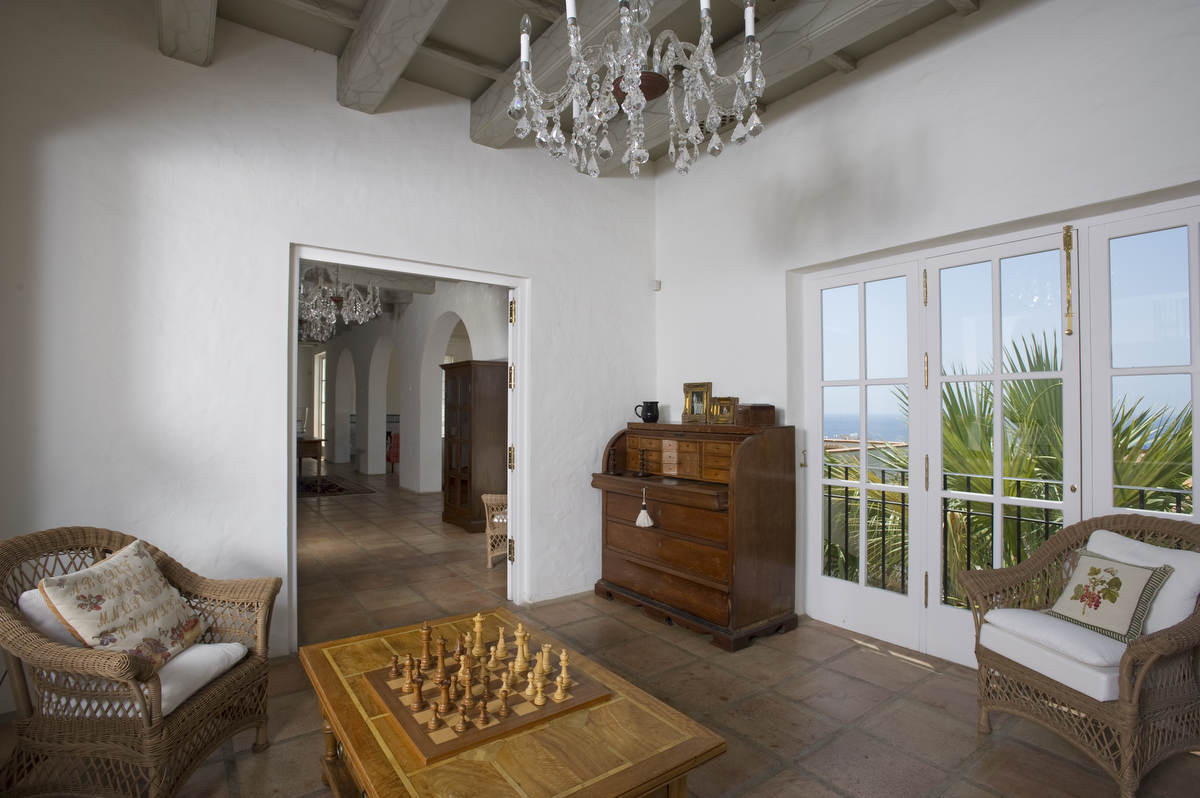 Se vende Hotel de 35 dormitorios en Costa Del Sol, Málaga, España