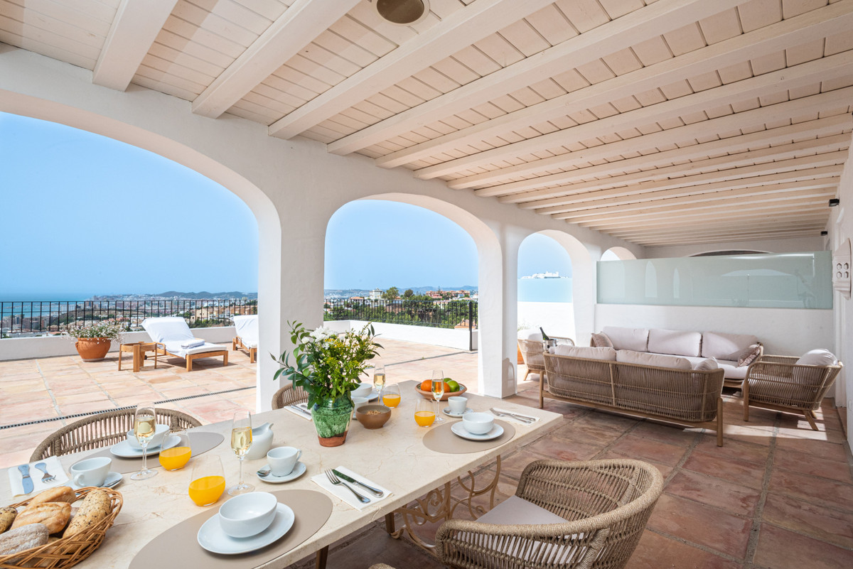 Se vende Hotel de 35 dormitorios en Costa Del Sol, Málaga, España