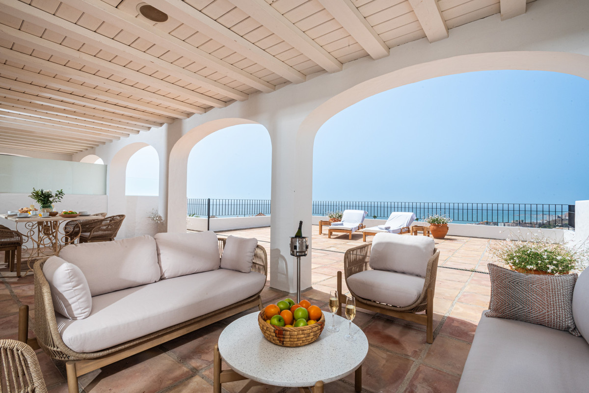 Se vende Hotel de 35 dormitorios en Costa Del Sol, Málaga, España