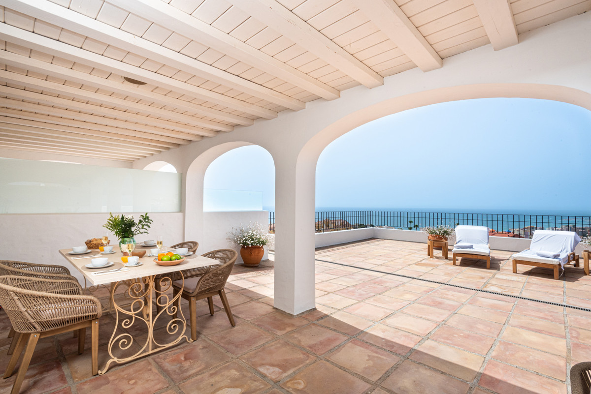 Se vende Hotel de 35 dormitorios en Costa Del Sol, Málaga, España