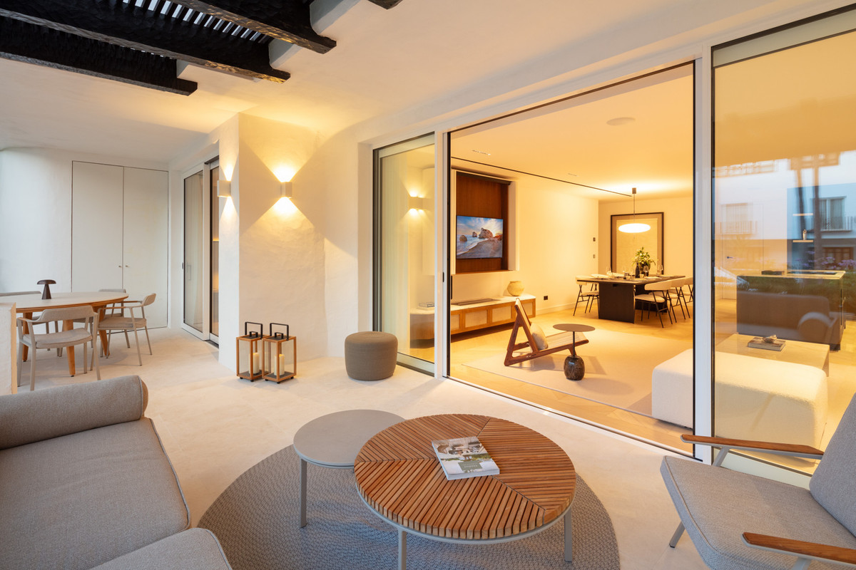 Se vende Apartamento Planta Baja de 3 dormitorios en Costa Del Sol, Málaga, España