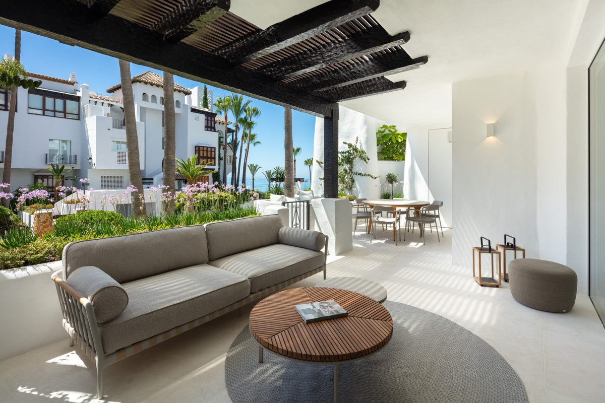 Se vende Apartamento Planta Baja de 3 dormitorios en Costa Del Sol, Málaga, España
