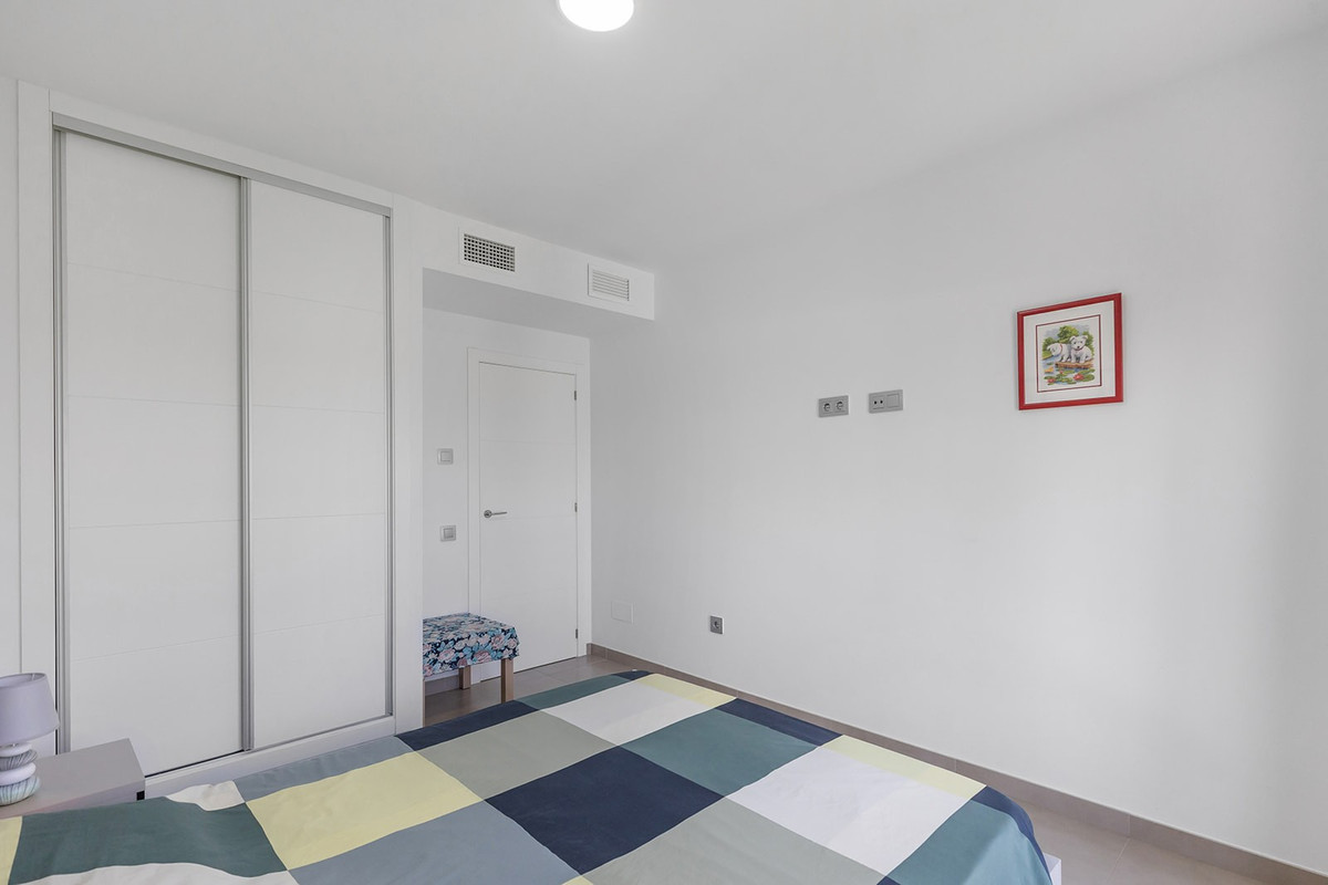 Se vende Villa - Chalet de 3 dormitorios en Costa Blanca, Alicante, España