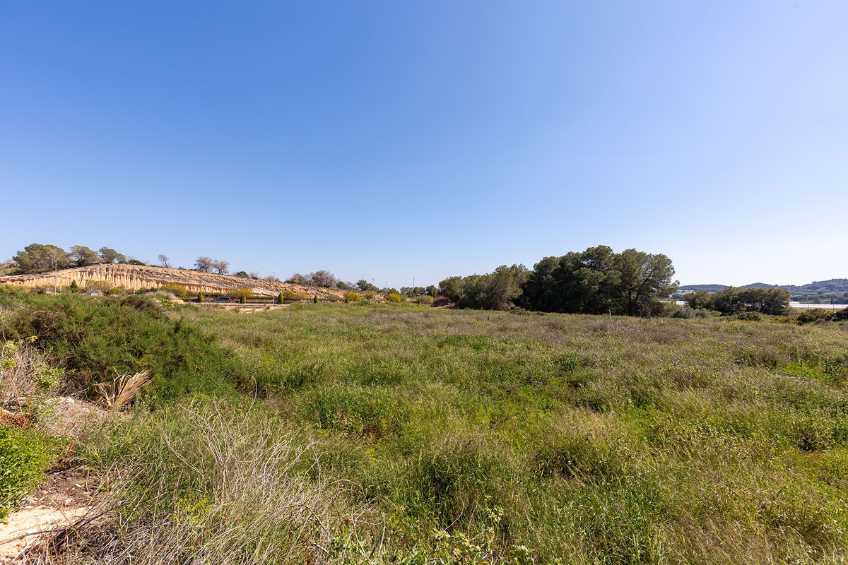 Se vende Villa - Chalet de 3 dormitorios en Costa Blanca, Alicante, España