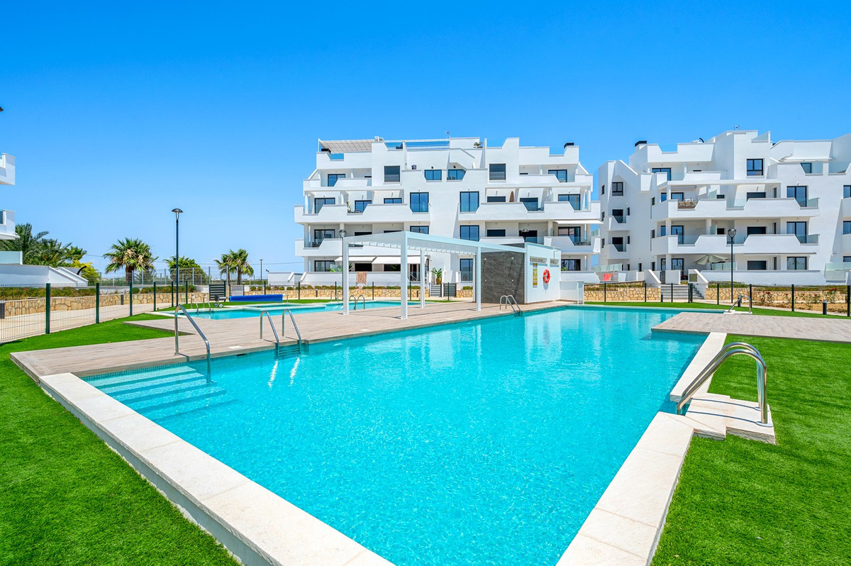 Se vende Apartamento Planta Media de 2 dormitorios en Costa Calida, Murcia, España