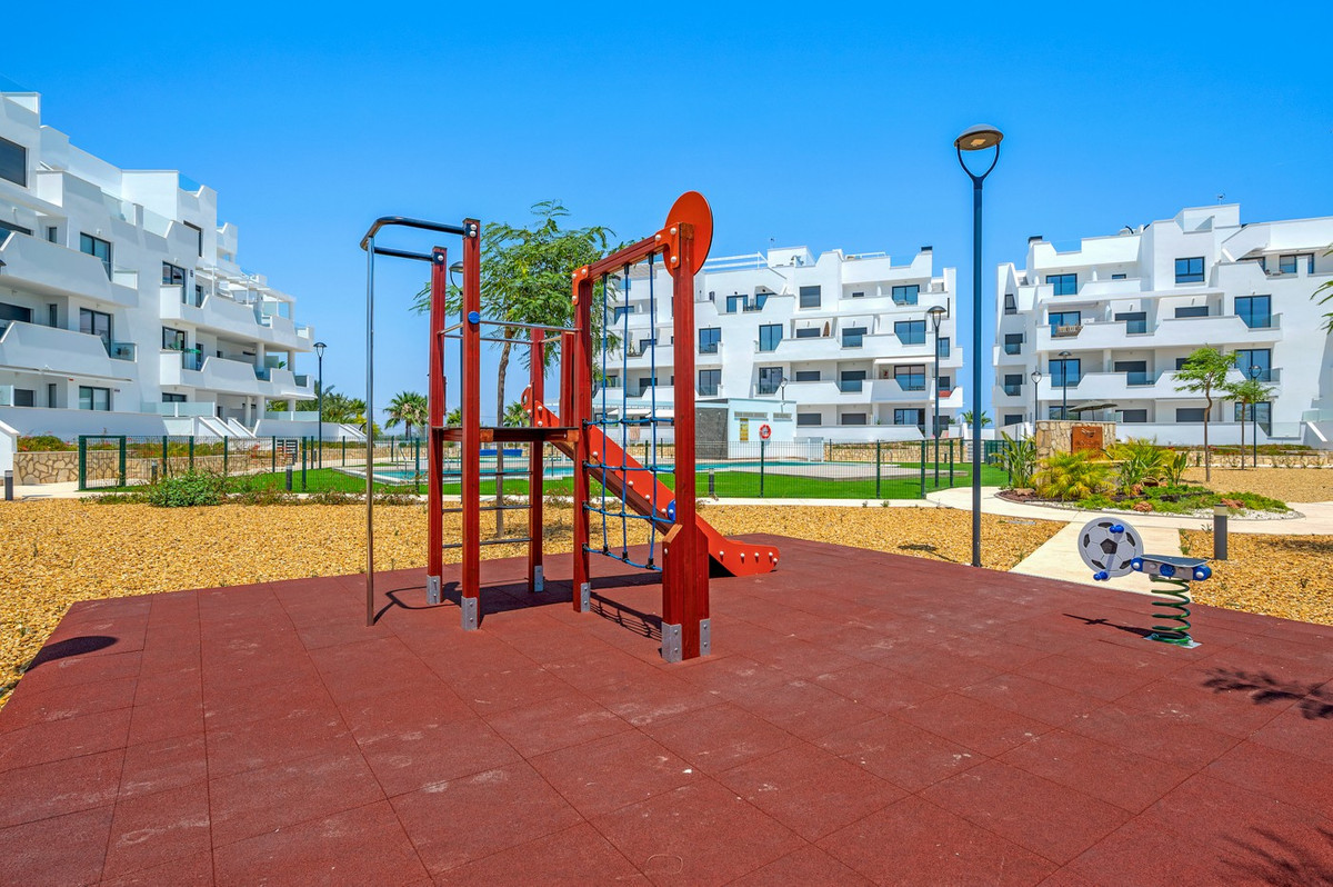 Se vende Apartamento Planta Media de 2 dormitorios en Costa Calida, Murcia, España