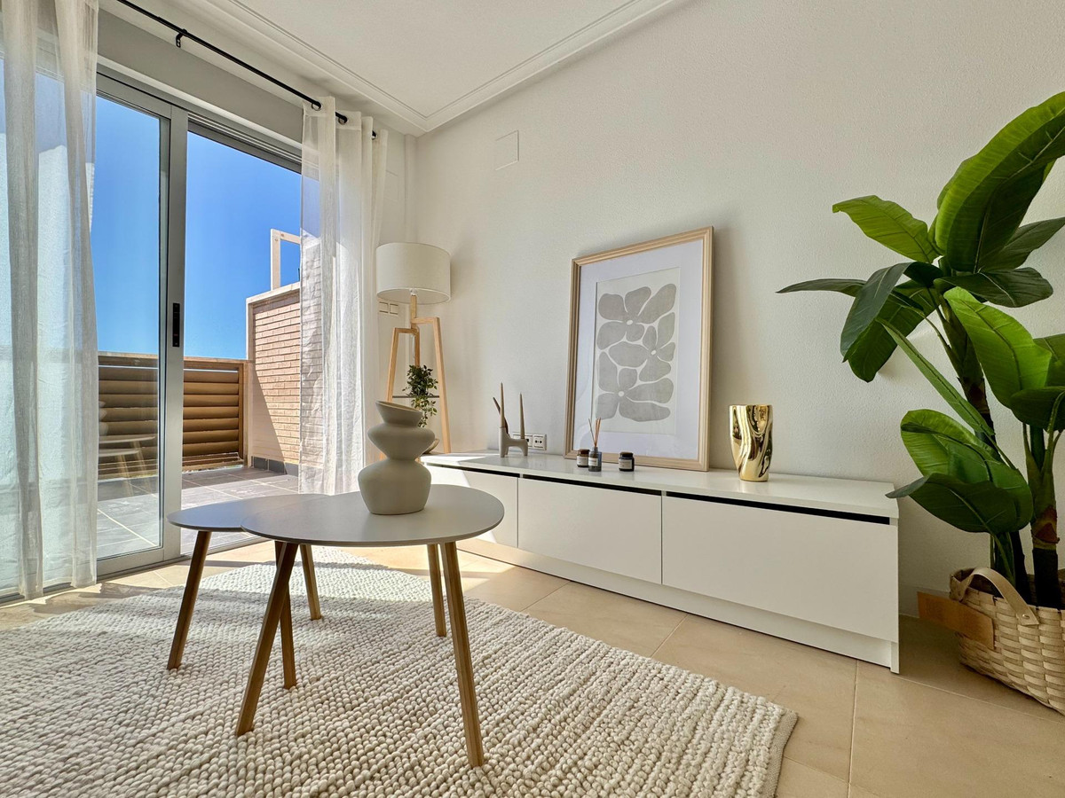 3 Bed Apartment for sale in Parque De Las Naciones Costa Blanca, Alicante, Spain