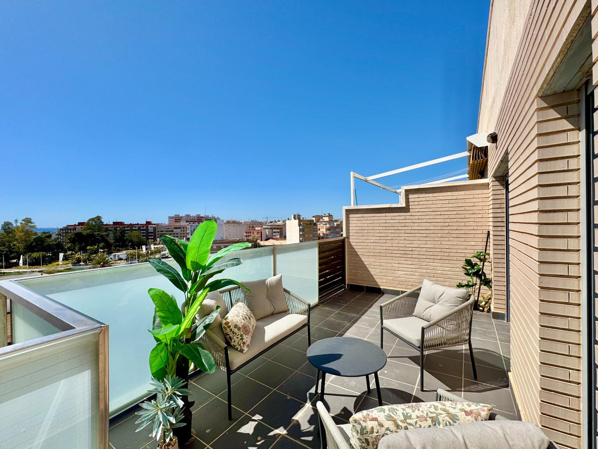 3 Bed Apartment for sale in Parque De Las Naciones Costa Blanca, Alicante, Spain