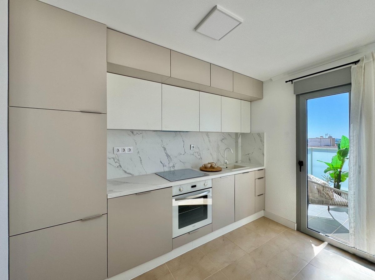 3 Bed Apartment for sale in Parque De Las Naciones Costa Blanca, Alicante, Spain