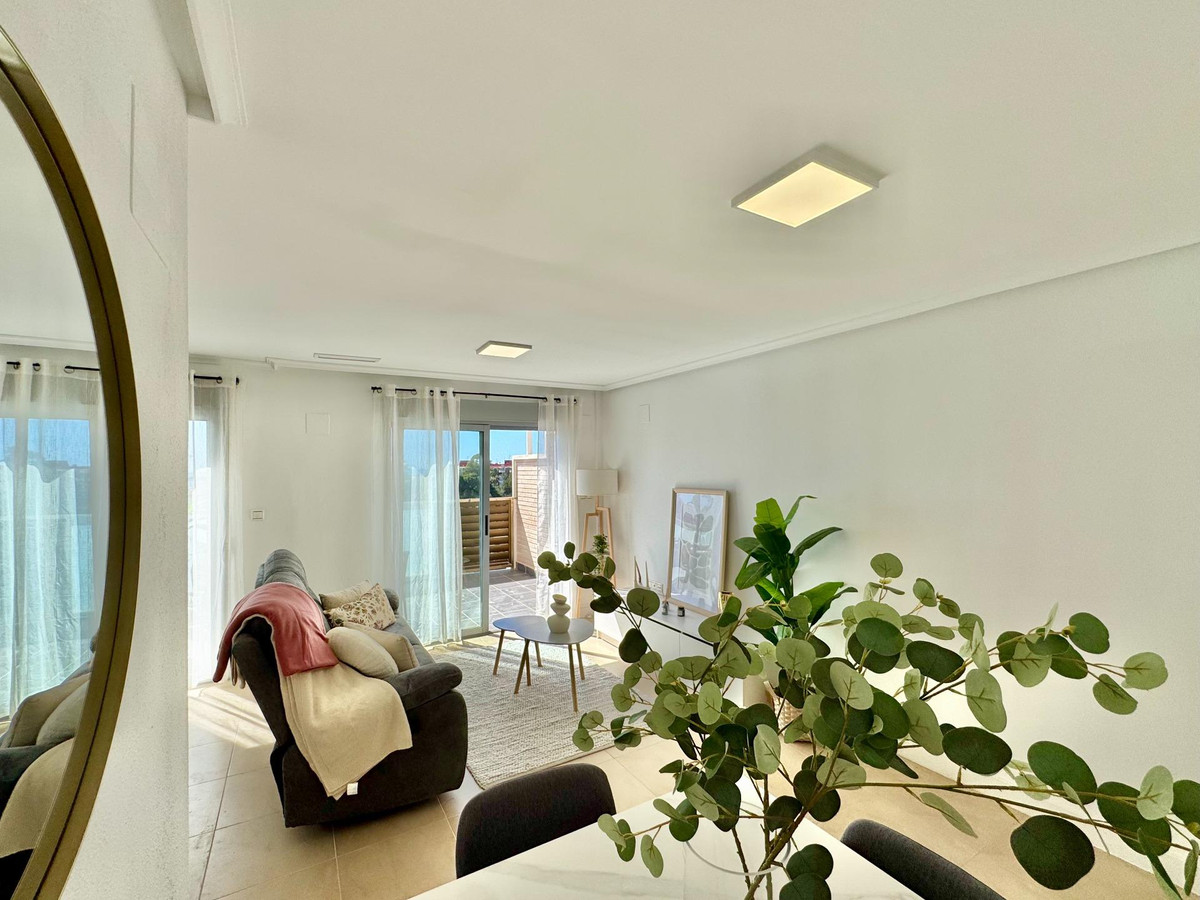 3 Bed Apartment for sale in Parque De Las Naciones Costa Blanca, Alicante, Spain