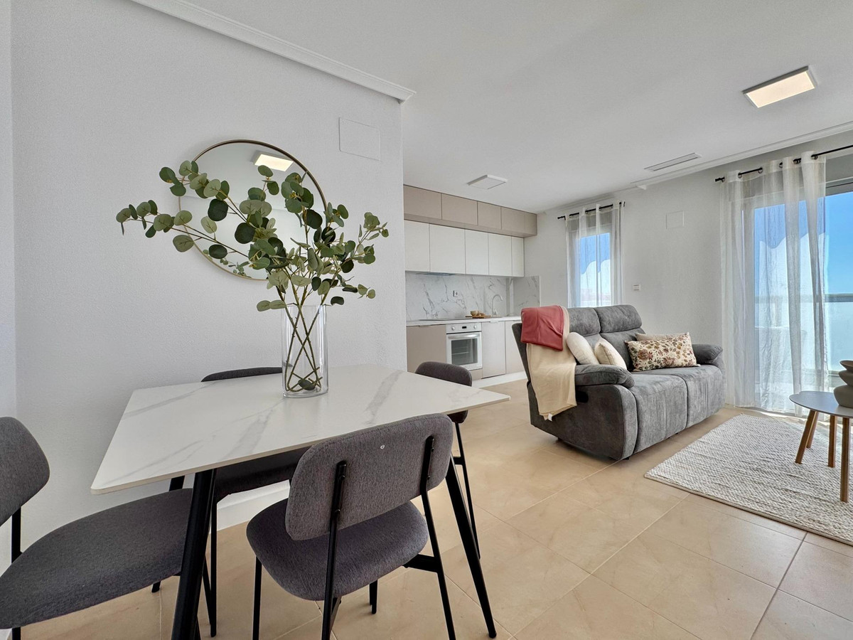 3 Bed Apartment for sale in Parque De Las Naciones Costa Blanca, Alicante, Spain