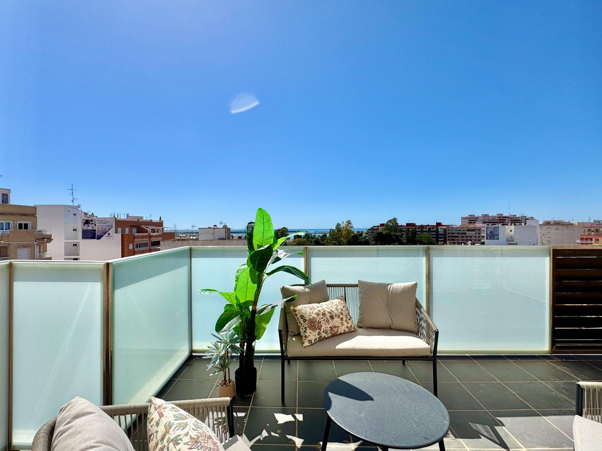 3 Bed Apartment for sale in Parque De Las Naciones Costa Blanca, Alicante, Spain