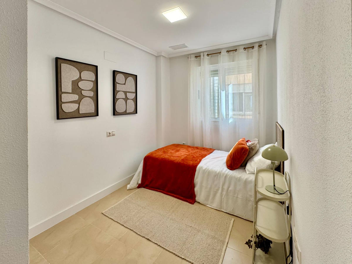 3 Bed Apartment for sale in Parque De Las Naciones Costa Blanca, Alicante, Spain