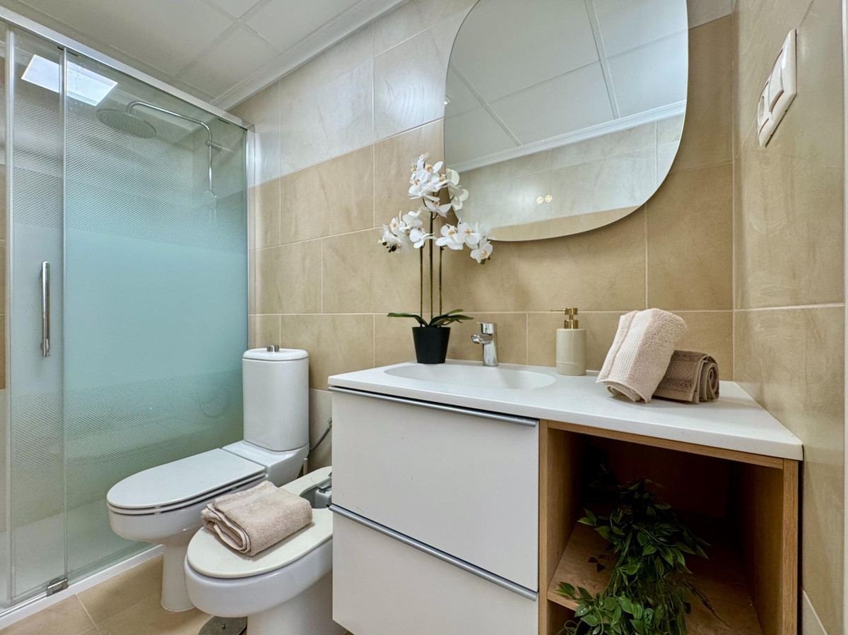 3 Bed Apartment for sale in Parque De Las Naciones Costa Blanca, Alicante, Spain
