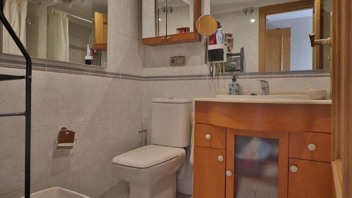 3 Bed Apartment for sale in Málaga Costa Del Sol, Málaga, Spain