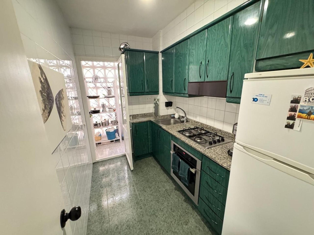 Se vende Apartamento Planta Media de 3 dormitorios en Costa Blanca, Alicante, España