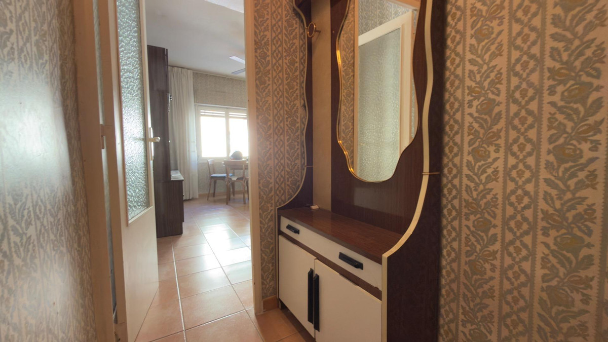 Se vende Apartamento Planta Media de 2 dormitorios en Costa Blanca, Alicante, España