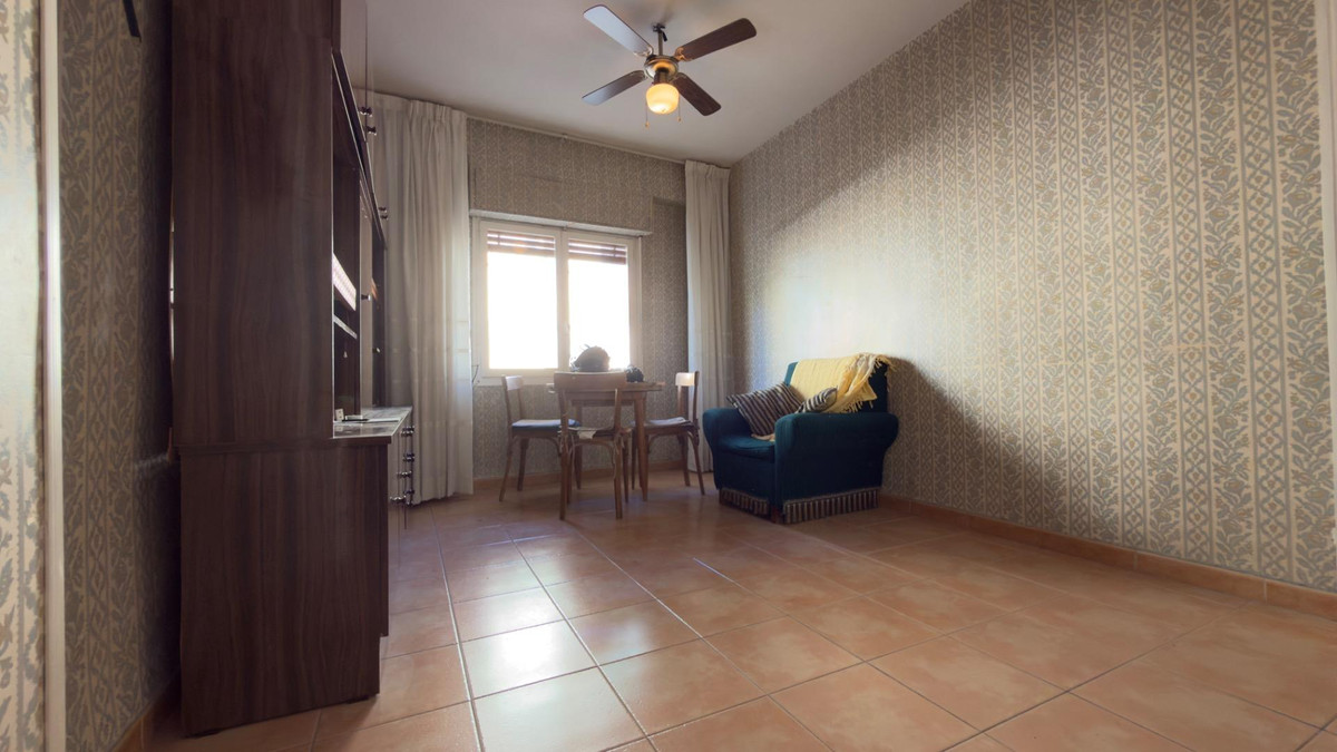 Se vende Apartamento Planta Media de 2 dormitorios en Costa Blanca, Alicante, España