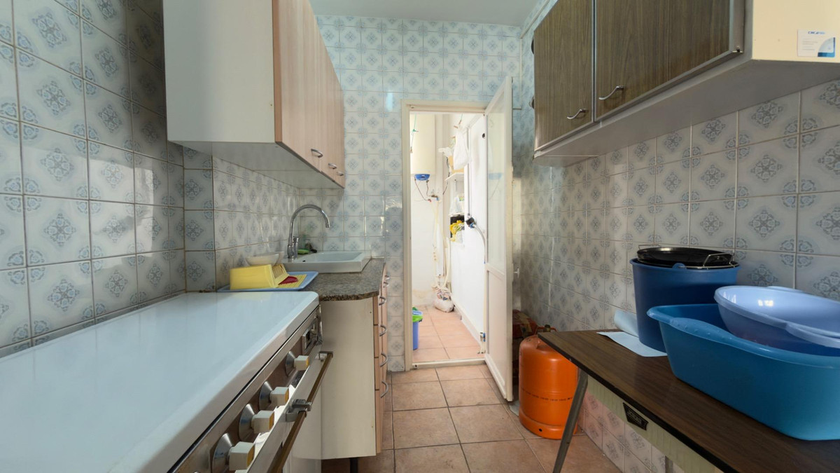 Se vende Apartamento Planta Media de 2 dormitorios en Costa Blanca, Alicante, España