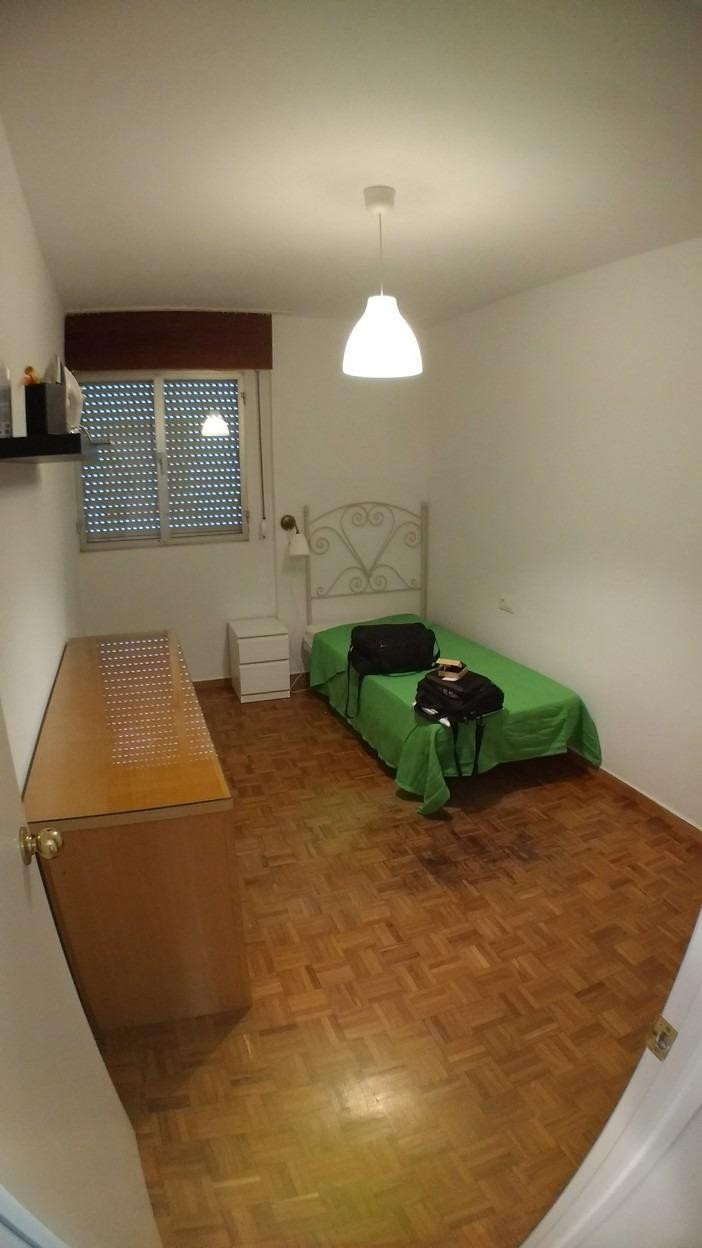 Se vende Apartamento Planta Media de 3 dormitorios en Costa Del Sol, Cadiz, España
