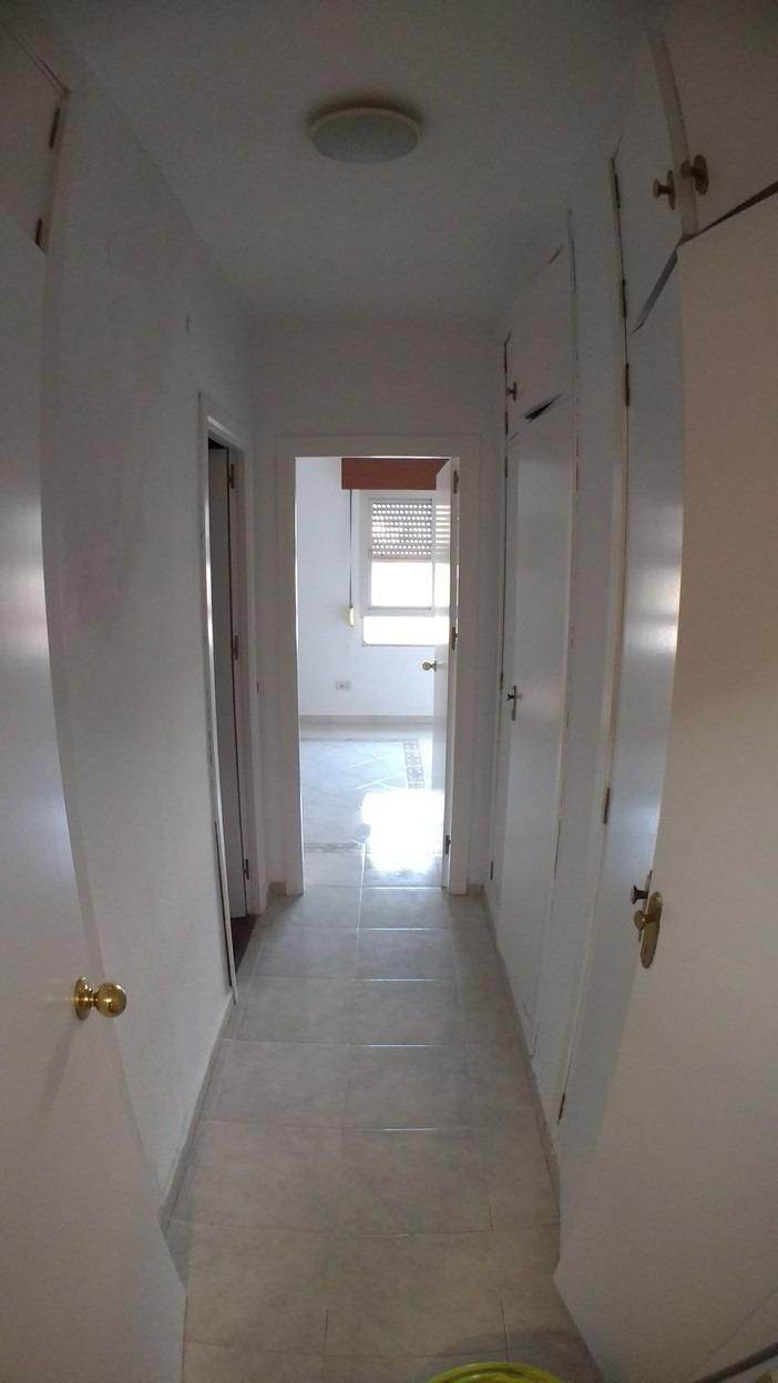 Se vende Apartamento Planta Media de 3 dormitorios en Costa Del Sol, Cadiz, España