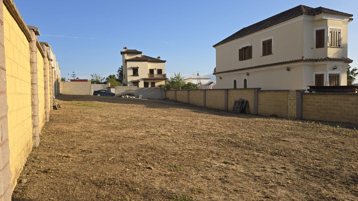 Plots for sale in La Línea Costa Del Sol, Cádiz, Spain