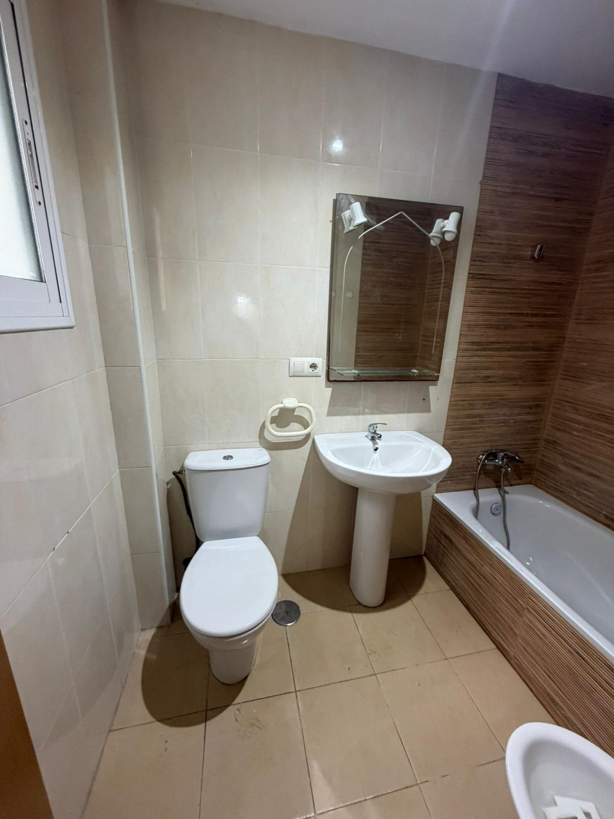 Se vende Pareada de 2 dormitorios en Costa Del Sol, Cadiz, España