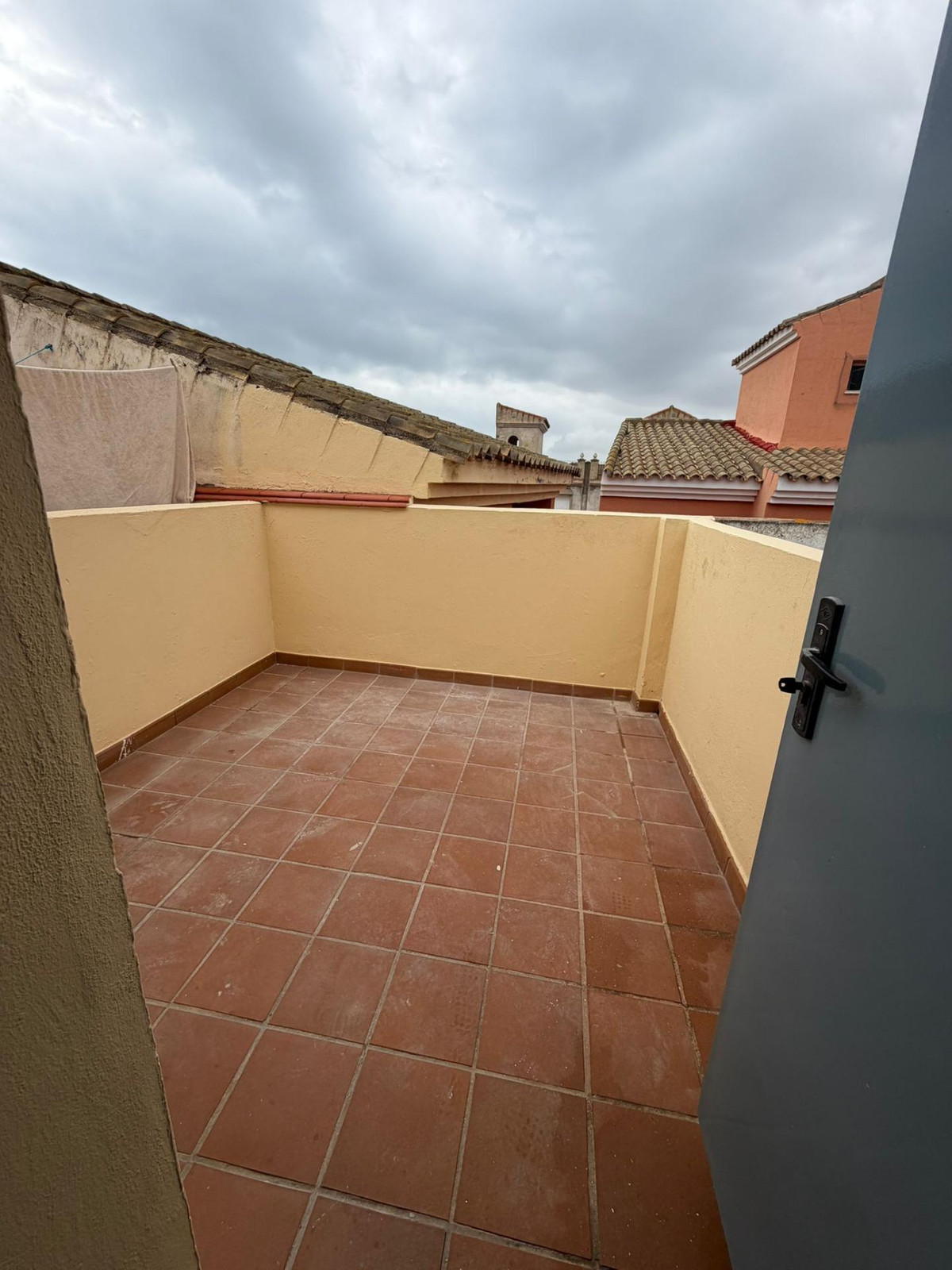 Se vende Pareada de 2 dormitorios en Costa Del Sol, Cadiz, España
