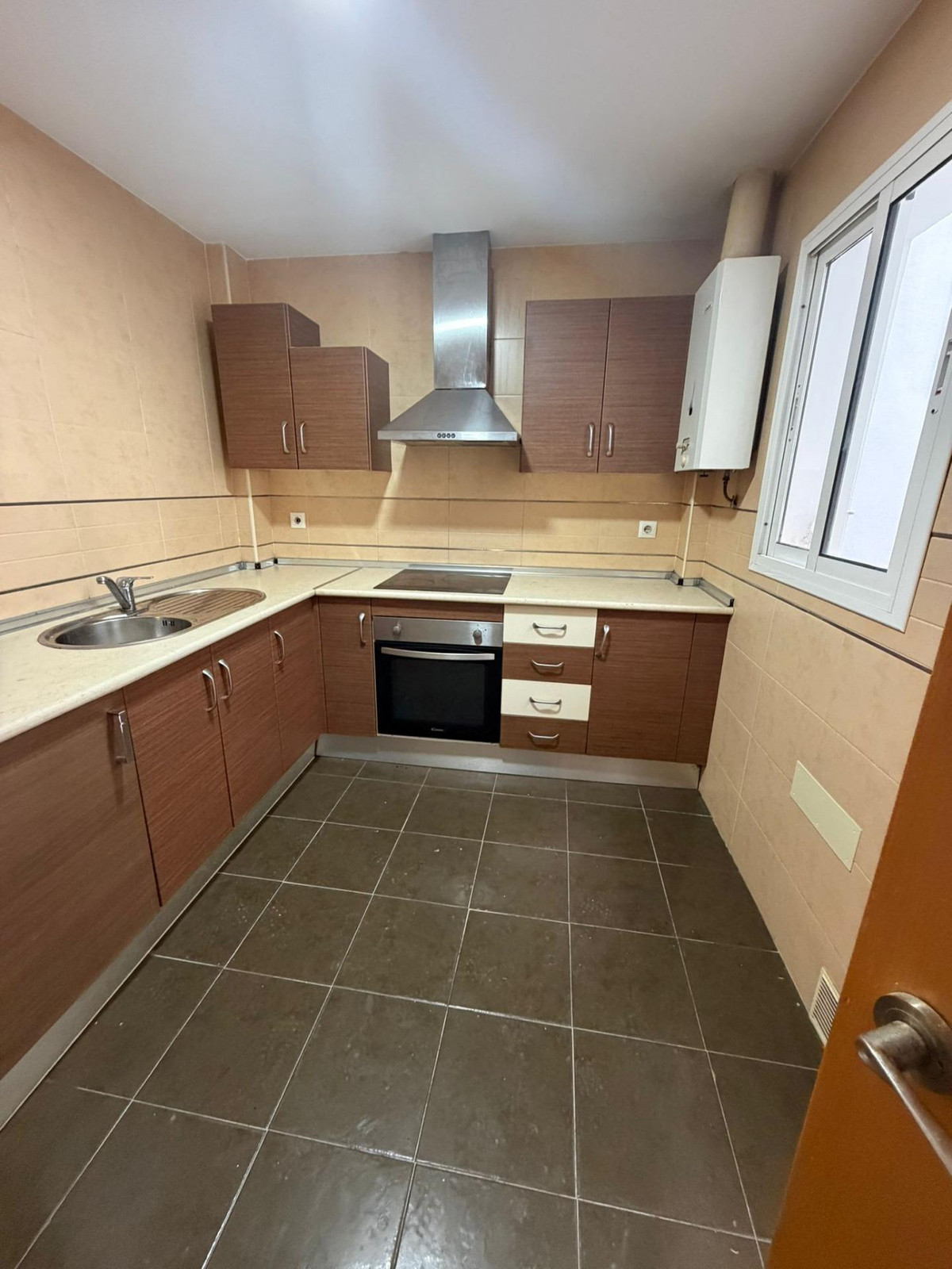 Se vende Pareada de 2 dormitorios en Costa Del Sol, Cadiz, España