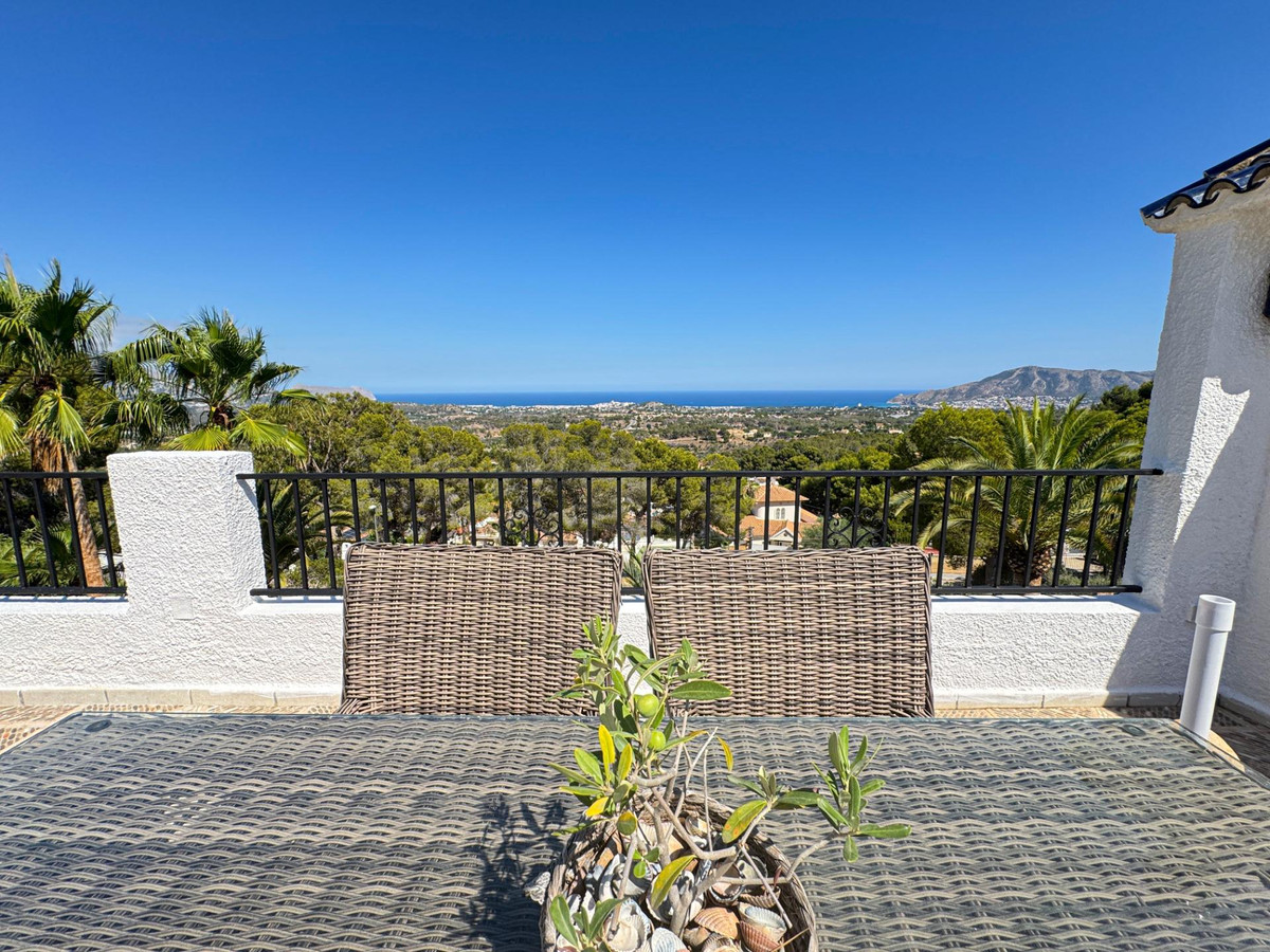 3 Bed Townhouse for sale in La Nucia Costa Blanca, Alicante, Spain
