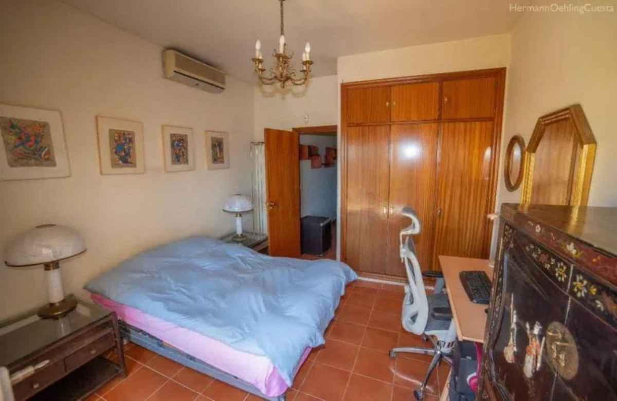 4 Bed Townhouse for sale in Estepona Costa Del Sol, Málaga, Spain