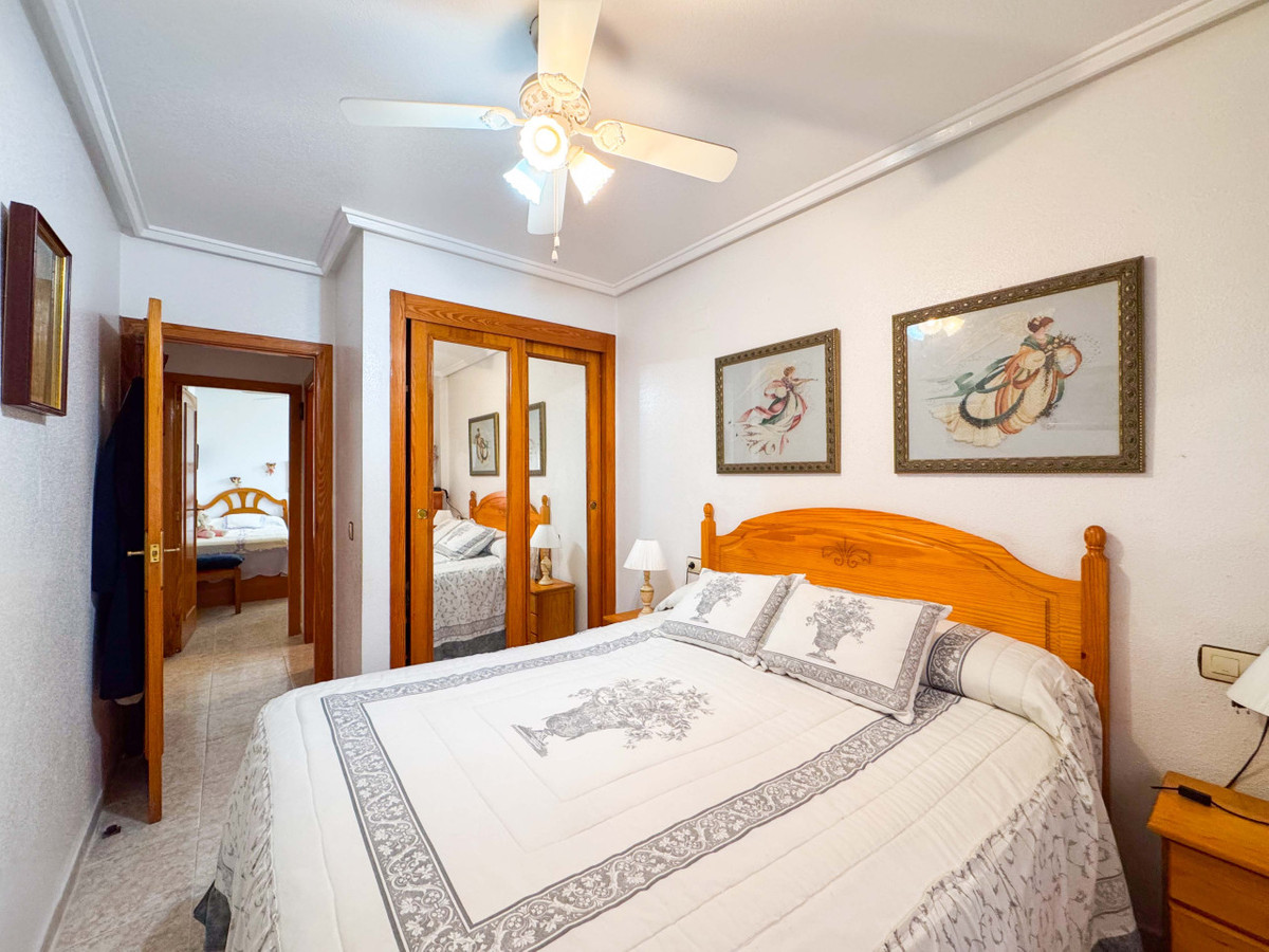 Se vende Villa - Chalet de 2 dormitorios en Costa Blanca, Alicante, España