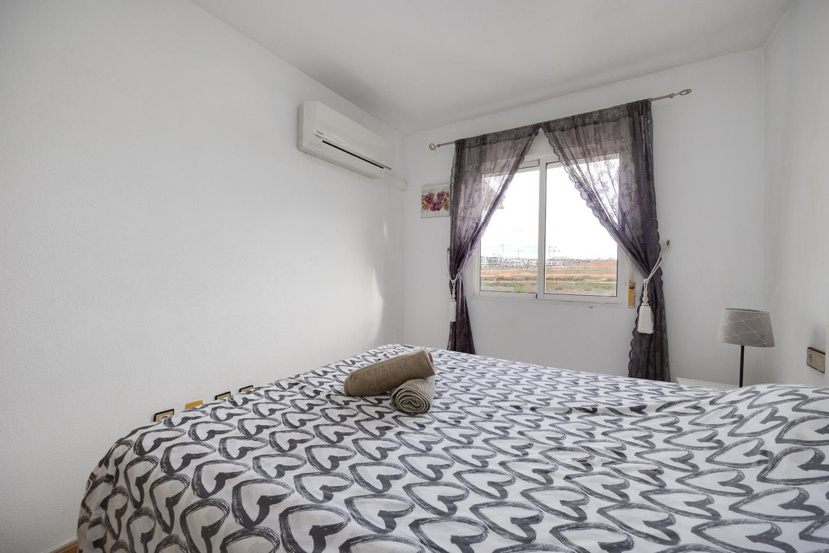 Se vende Bungalow de 3 dormitorios en Costa Blanca, Alicante, España